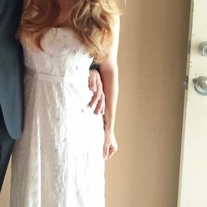 Beautiful Ann Taylor wedding dress